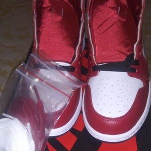 Meet your Posher, Marquiall